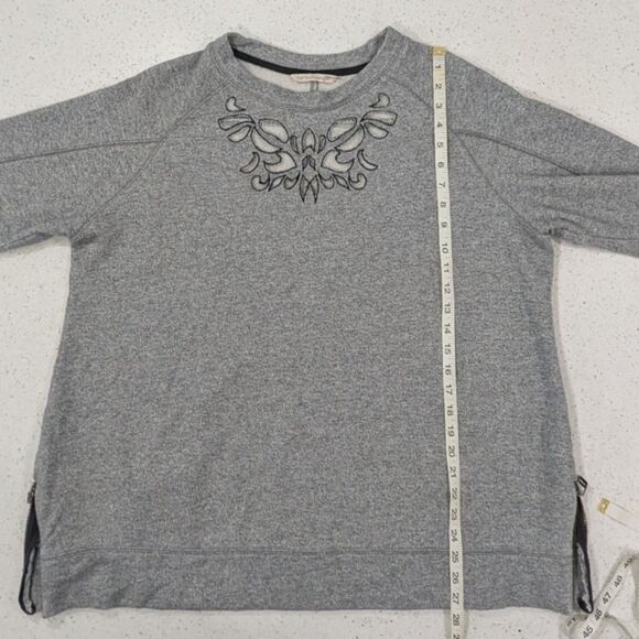 Soft Surroundings Urban Chic Pullover Sweatshirt  Gray Side Zips Laser Cutout 1X - Picture 5 of 10